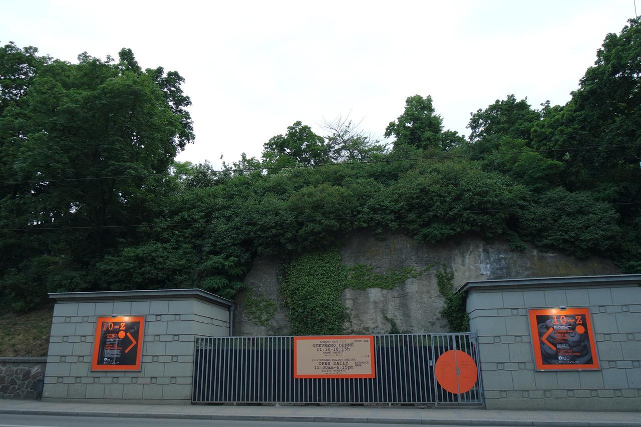 10-Z Bunker Vandrerhjem Brno Eksteriør bilde